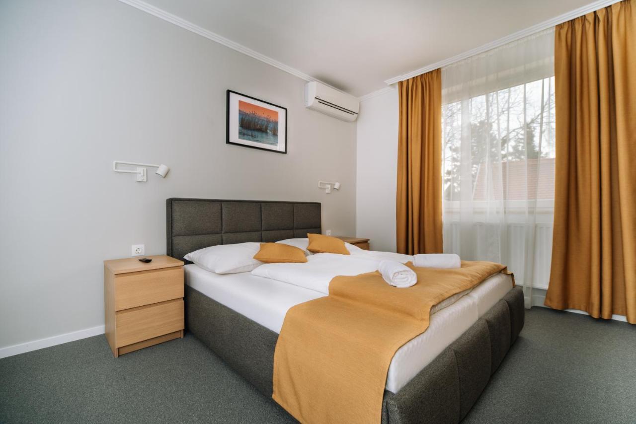 Topaz Apartmanhazak Balatongyorok Exterior photo