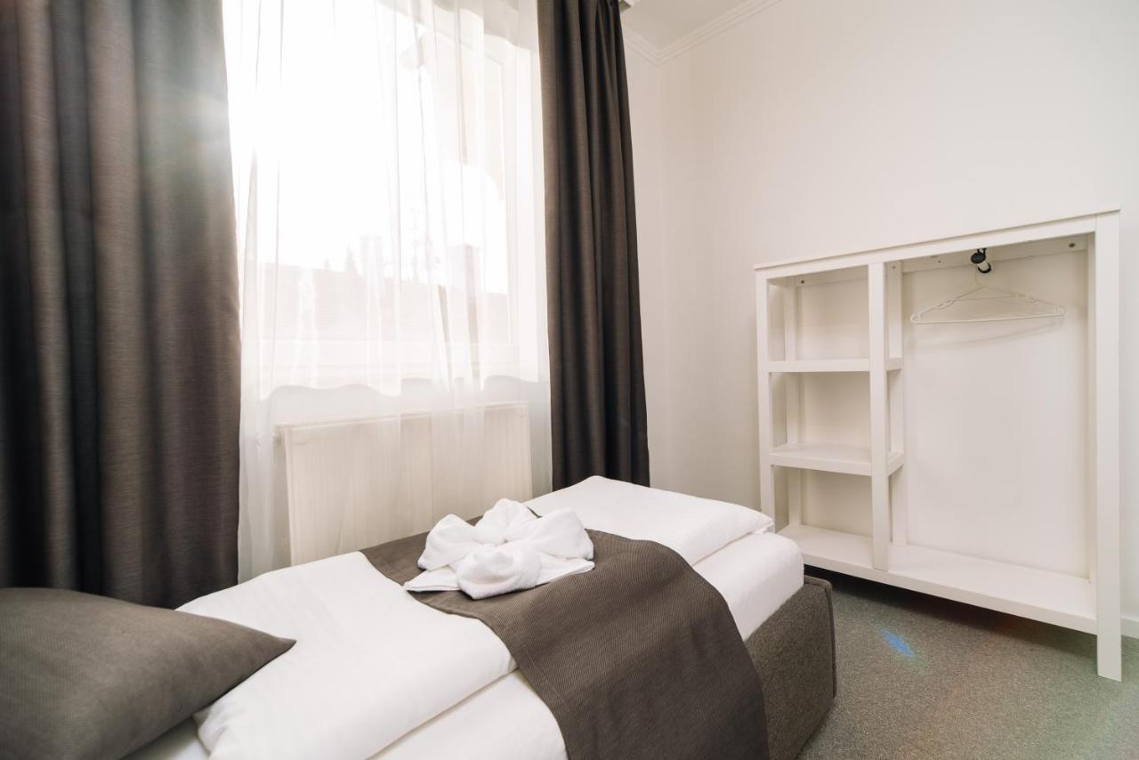 Topaz Apartmanhazak Balatongyorok Exterior photo