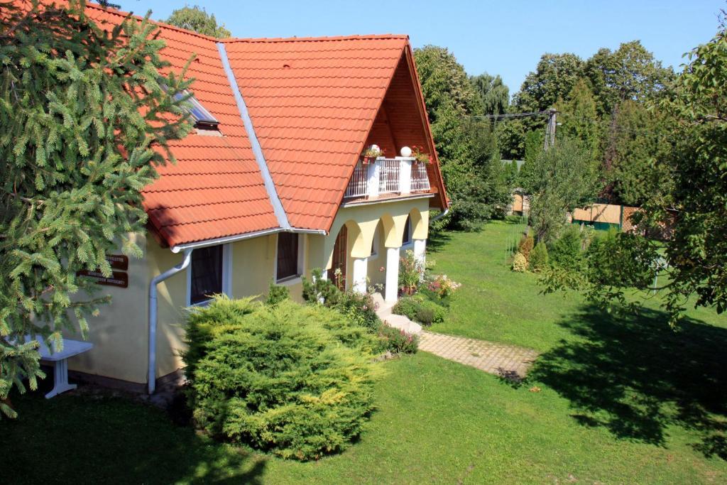 Topaz Apartmanhazak Balatongyorok Exterior photo